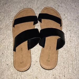 Black sandal